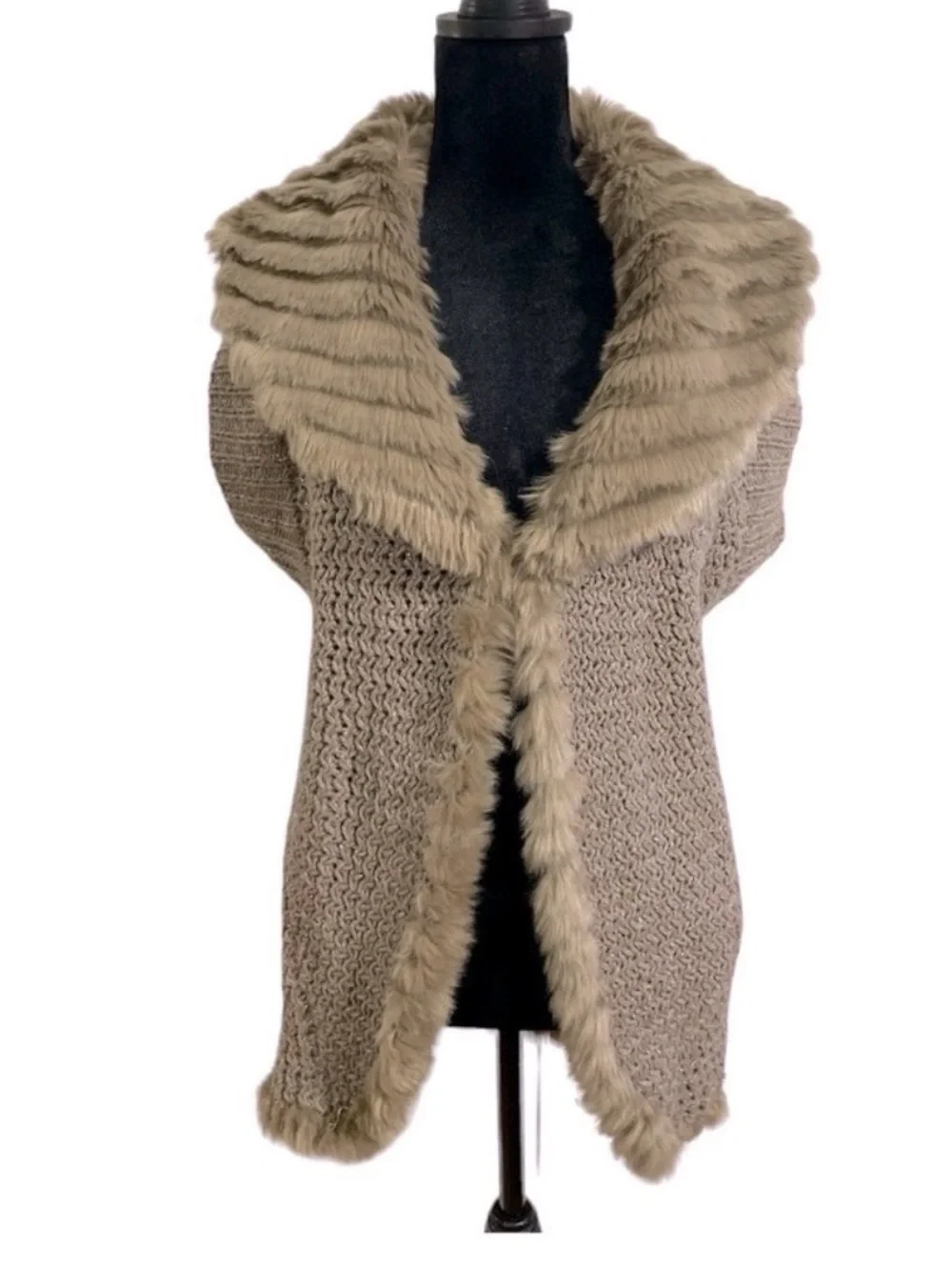 Chico’s Size 1 Faux Fur Trim Sweater Vest Taupe Open Front Knit Cardigan
